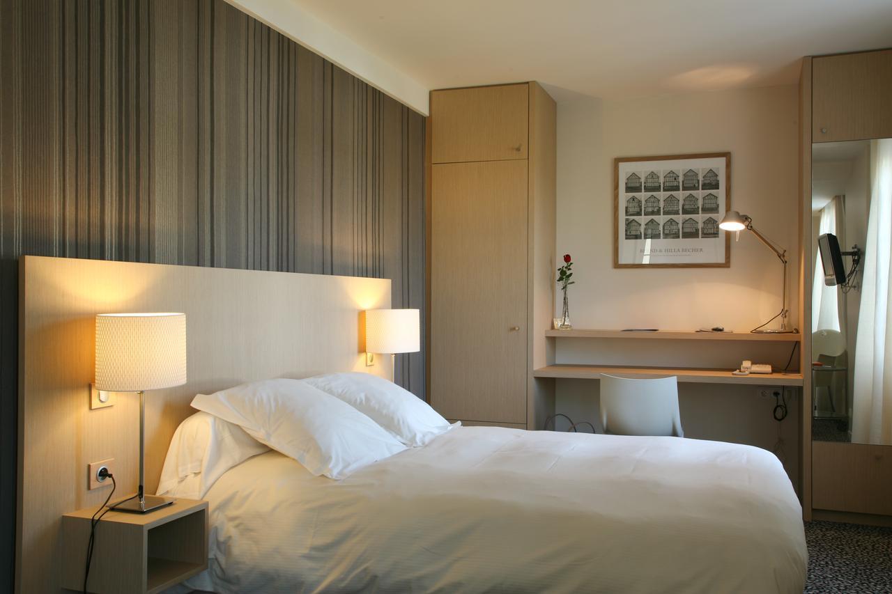Logis Ar Milin Hotel Chateaubourg  Exterior photo