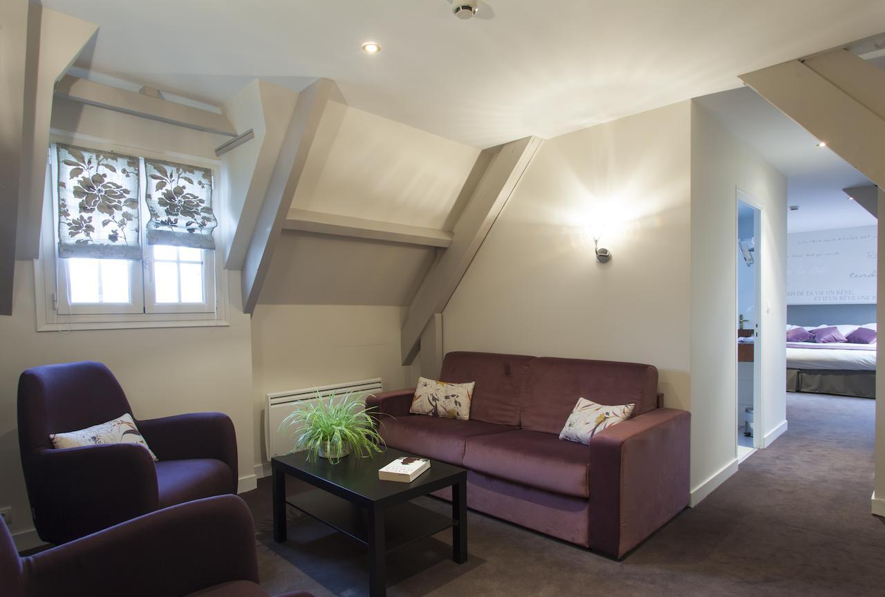 Logis Ar Milin Hotel Chateaubourg  Exterior photo