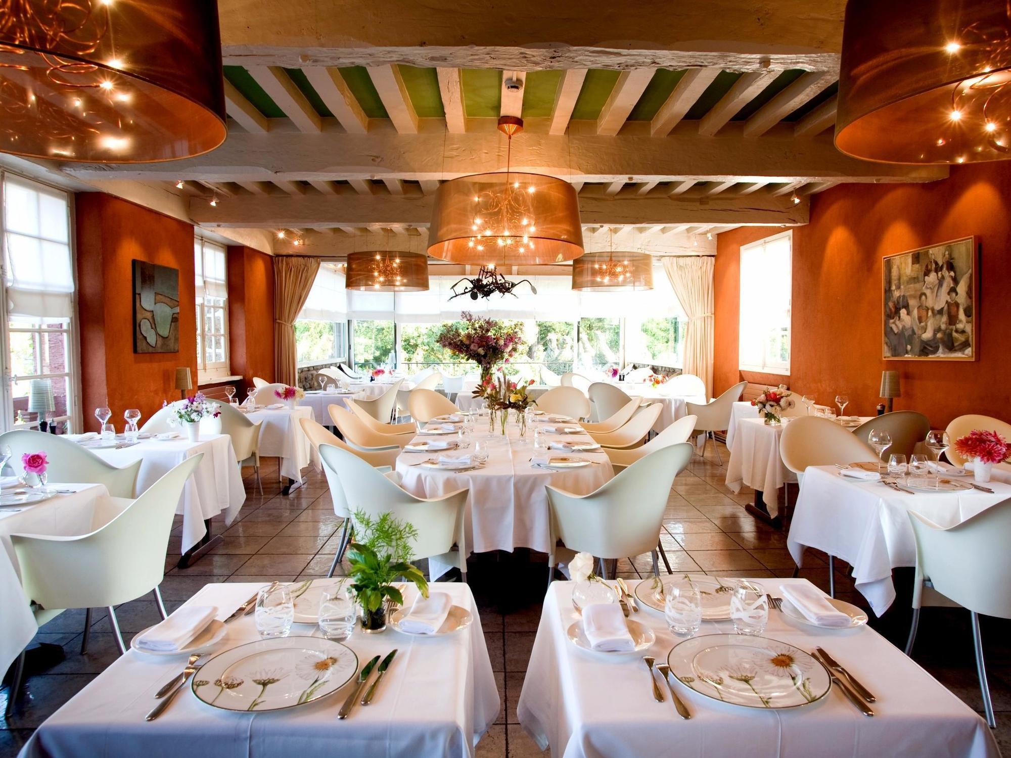 Logis Ar Milin Hotel Chateaubourg  Exterior photo