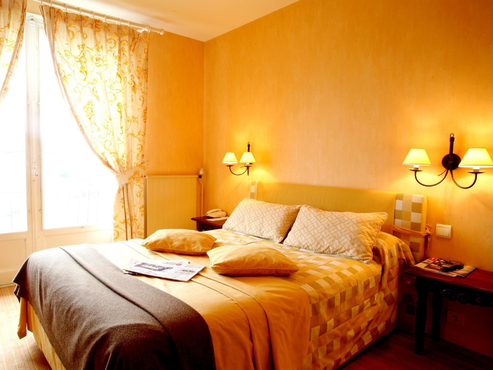 Logis Ar Milin Hotel Chateaubourg  Exterior photo